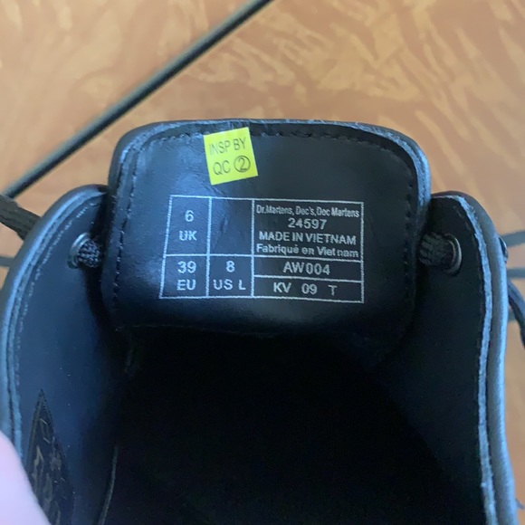 Dr Marten 1461 Sequin Oxfords. Woman’s size 8. NWOB. - Picture 4 of 6